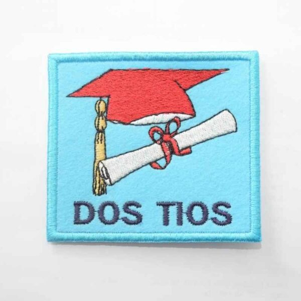 EMBLEMA BORDADO "DOS TIOS"